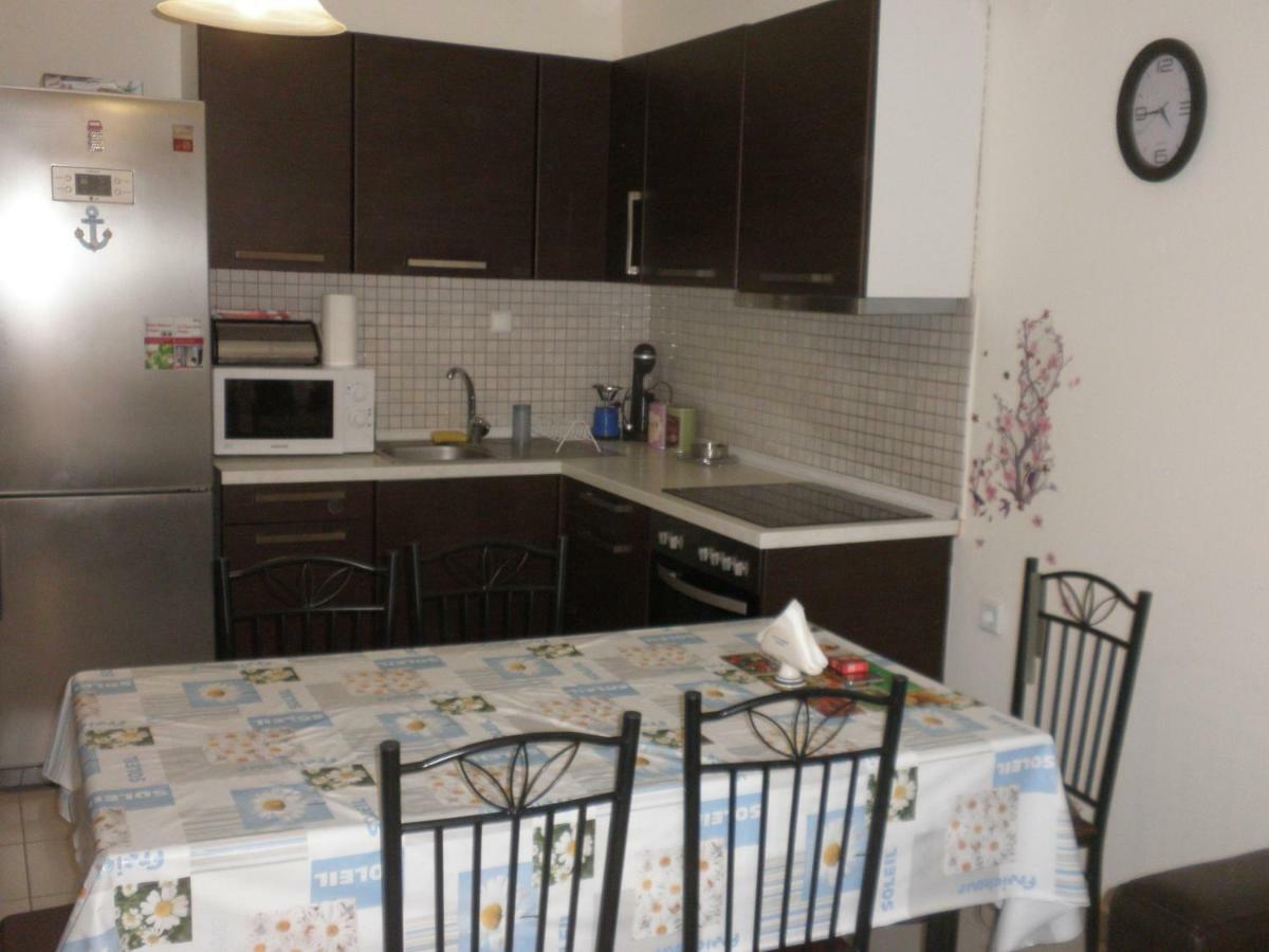 Christina Apartment Νεα Περαμοσ Néa Péramos المظهر الخارجي الصورة